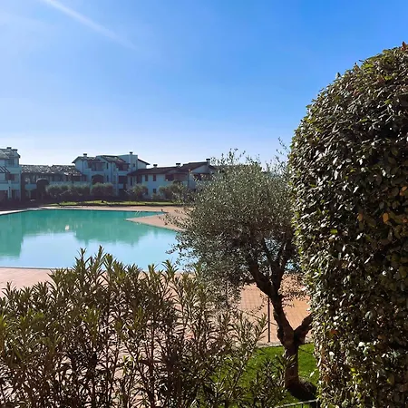 Апартаменты Garda Village 11 *