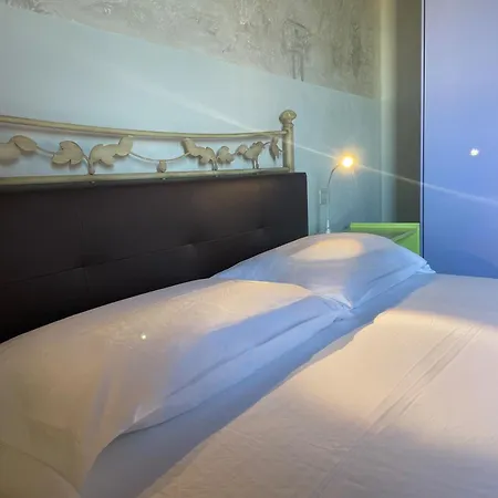 Garda Village 11 Апартаменты *