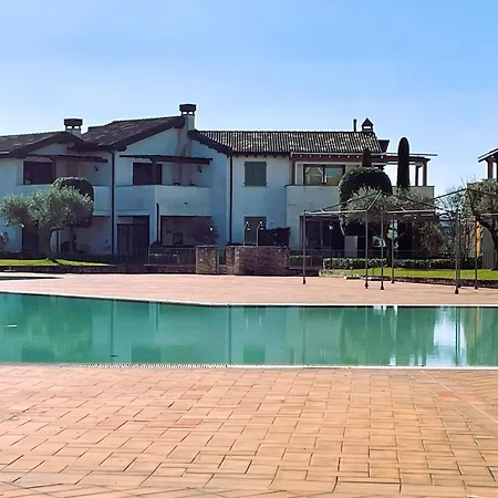 Garda Village 11 * Peschiera del Garda