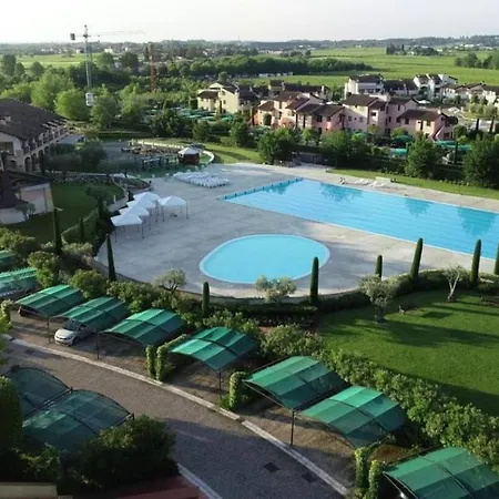 Garda Village 11 Apartamento Peschiera del Garda
